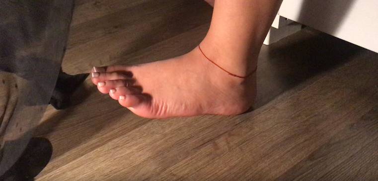 Ayak odaklı uzun video