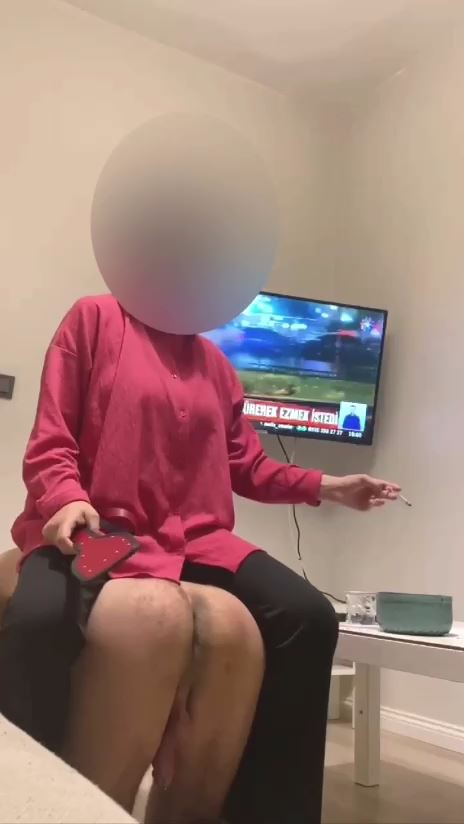 Esege ters binmeyi severim Eşeğe ters binmeyi severim