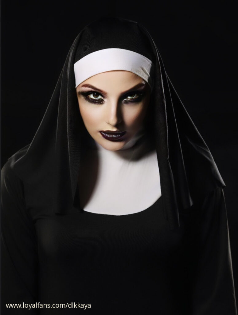 Dilek Kaya Galeri 22