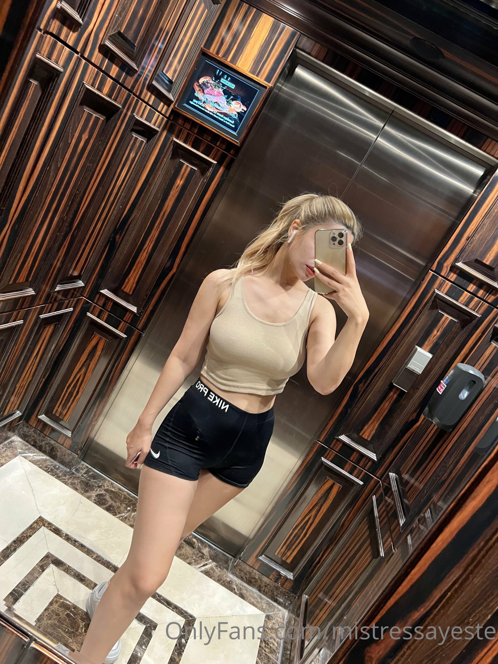 Mistress Sayeste 768 scaled 1