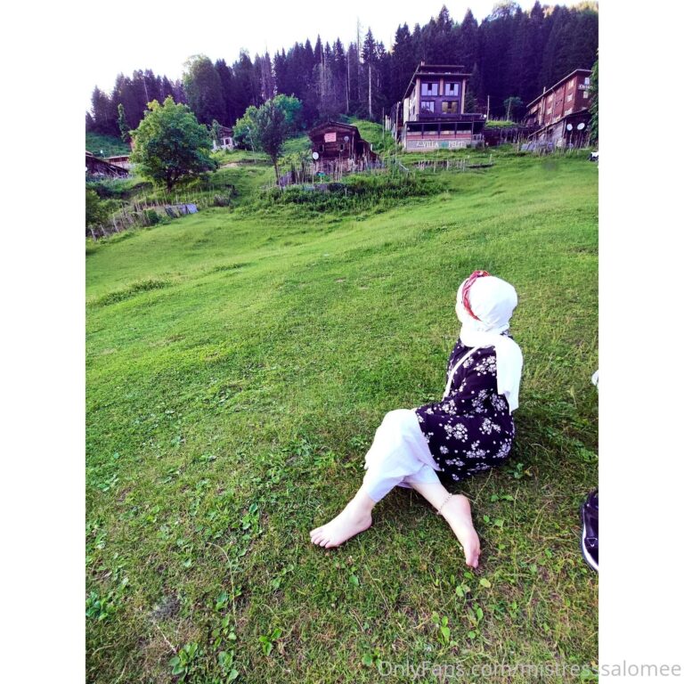 Queen Salome Galeri 17