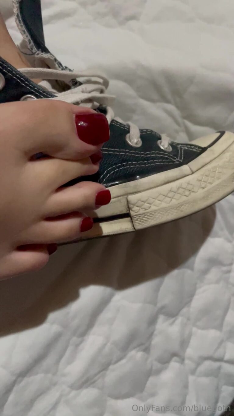 Tekrar bakıma gidip masaj yaptırmak istiyorum ya da sen bana masaj yapsan nasıl olur?